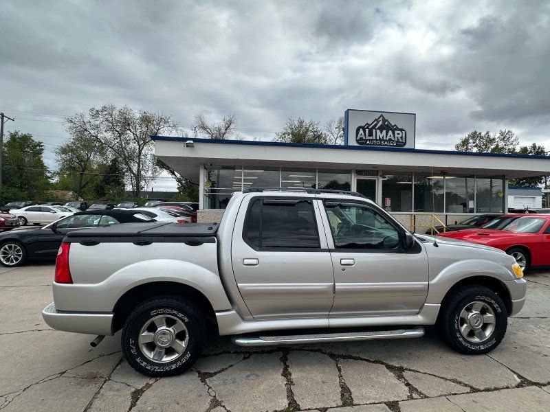 Used 2005 Ford Explorer Sport Trac 2WD image 8