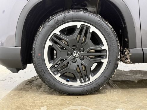 New 2026 Honda Pilot Touring image 11