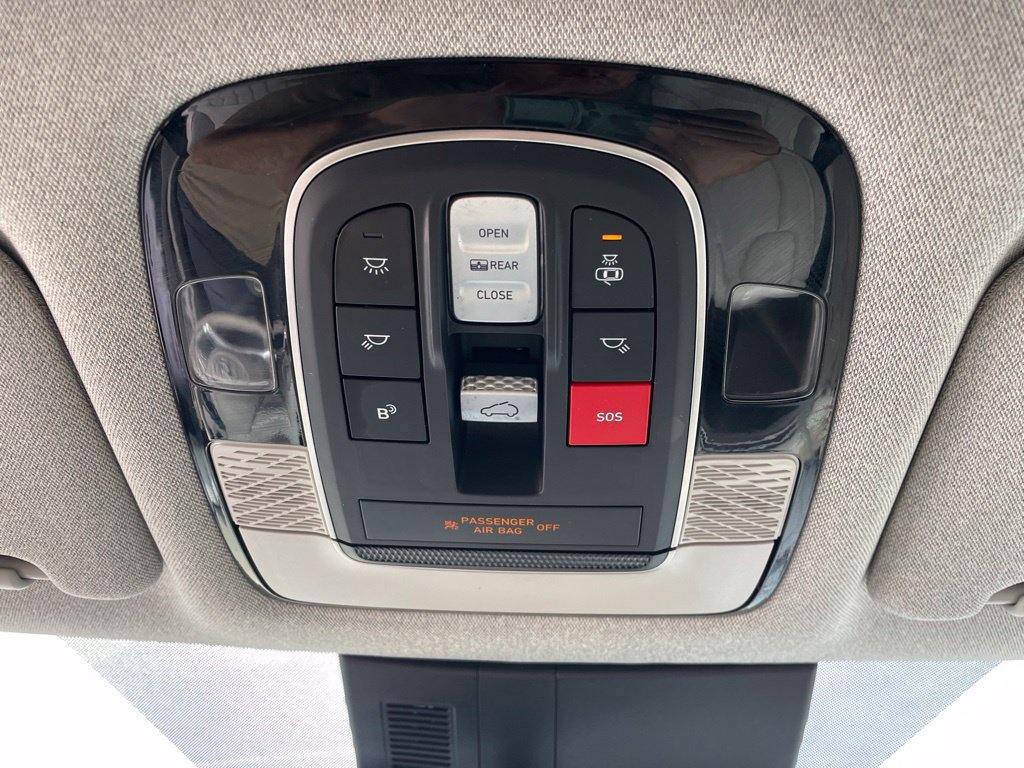 Used 2023 Hyundai Palisade Limited AWD/4WD image 21