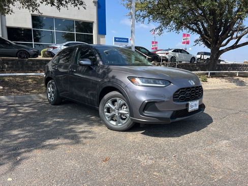 New 2026 Honda HR-V LX image 1