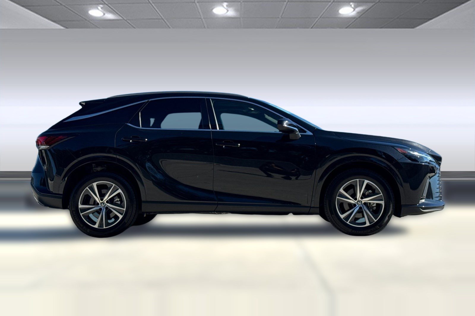 Certified 2024 Lexus RX 350 FWD w/ Technology Package image 7