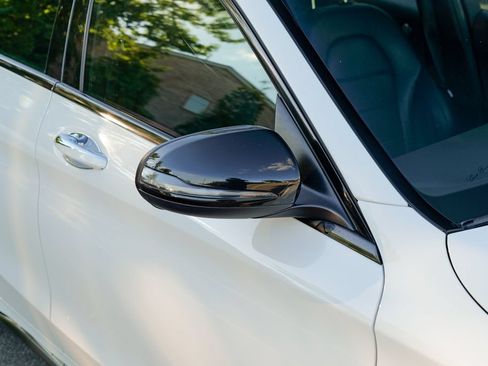 Used 2018 Mercedes-Benz C 300 4MATIC Sedan image 10