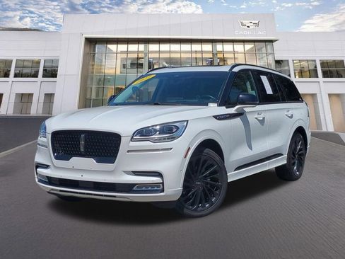 Used 2022 Lincoln Aviator Reserve w/ Equipment Group 201A AWD/4WD image 1