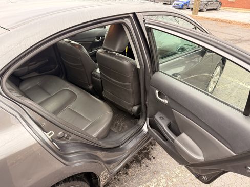 Used 2013 Honda Civic LX image 13