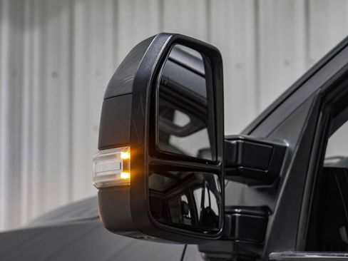 Used 2022 Ford F350 Limited image 42