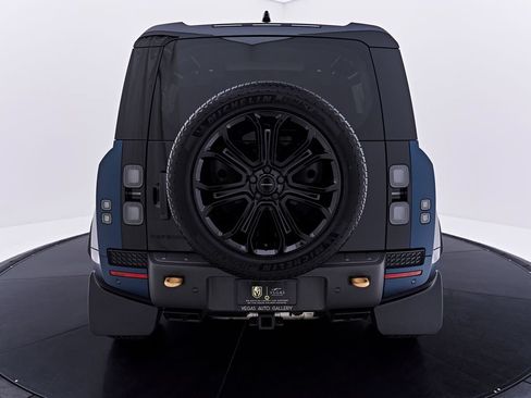 Used 2026 Land Rover Defender 110 OCTA AWD/4WD image 28