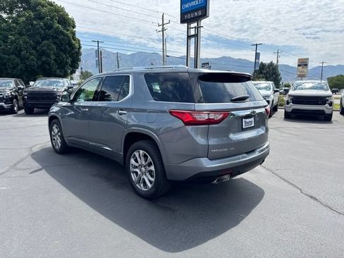 Used 2018 Chevrolet Traverse Premier AWD/4WD image 3