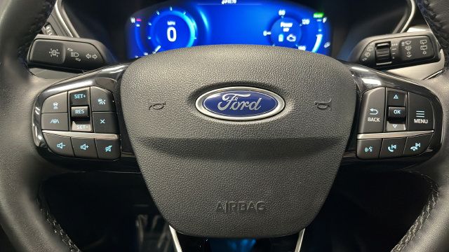 Used 2022 Ford Escape Titanium AWD/4WD image 16