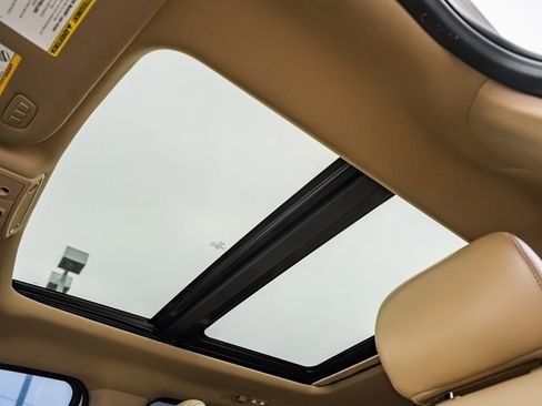 Used 2020 Ford F350 Lariat w/ Lariat Ultimate Package image 37