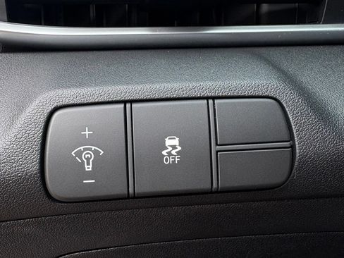 New 2026 Hyundai Elantra Limited FWD image 19