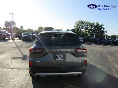 Certified 2026 Ford Escape SE w/ Class II Trailer Tow Package FWD image 8