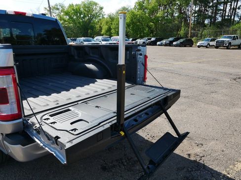 Certified 2021 Ford F150 Platinum w/ Equipment Group 701A High AWD/4WD image 10