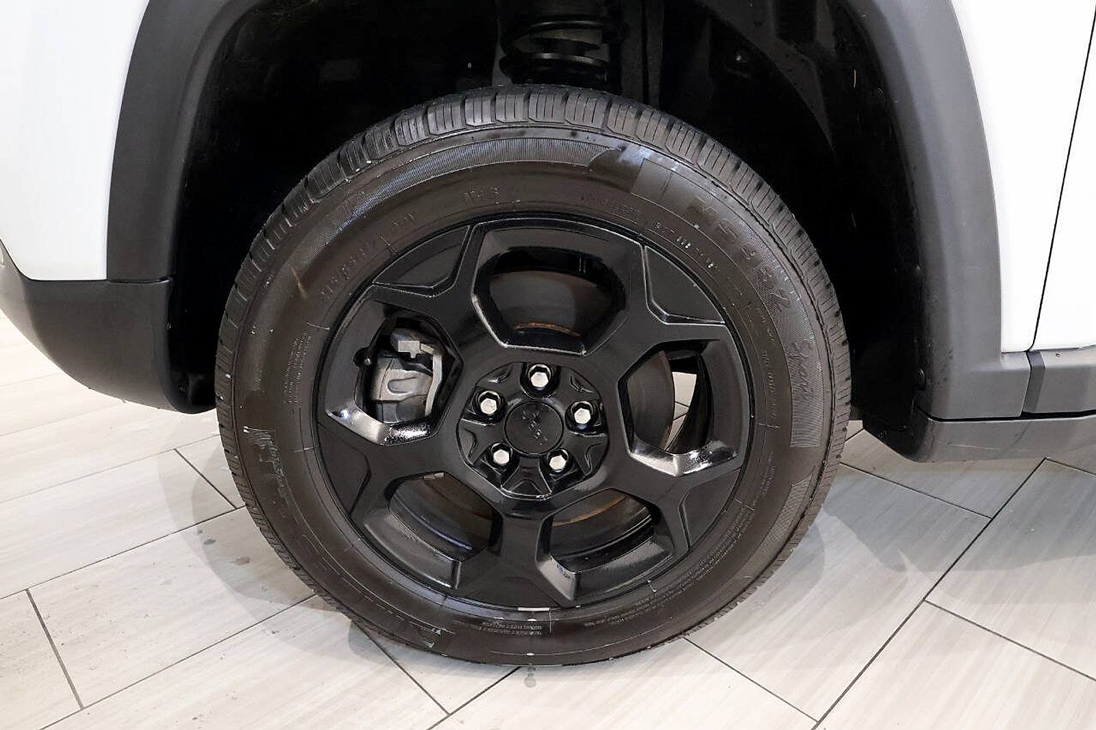 Used 2024 Jeep Compass Trailhawk AWD/4WD image 10