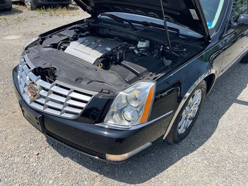 Used 2008 Cadillac DTS FWD image 21