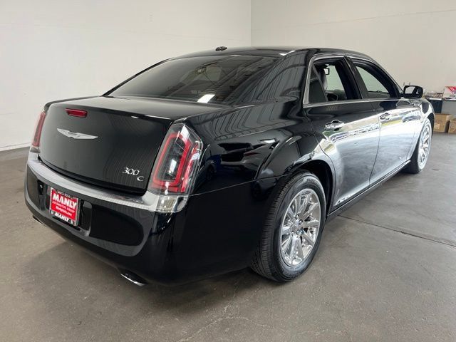 Used 2013 Chrysler 300 C RWD image 3