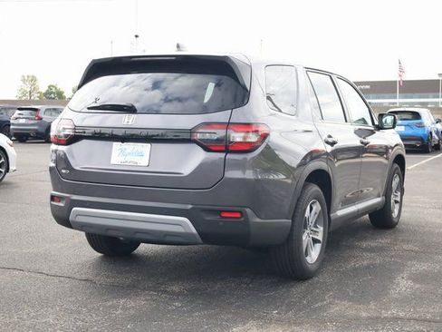 New 2025 Honda Pilot EX-L image 6