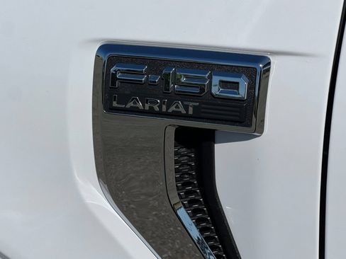 Used 2023 Ford F150 Lariat w/ Trailer Tow Package AWD/4WD image 12