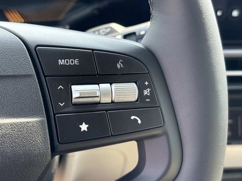 New 2026 Kia Sportage EX FWD image 25