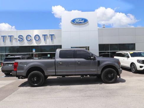 Certified 2022 Ford F250 Lariat w/ Black Appearance Package AWD/4WD image 17