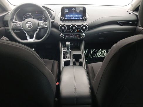 Used 2024 Nissan Sentra SV w/ All-Weather Package FWD image 10