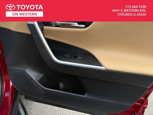 Certified 2020 Toyota RAV4 Limited image 22