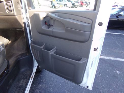 Used 2012 Chevrolet Express 3500 LT w/ LT Preferred Equipment Group RWD image 17