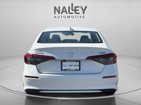 Used 2024 Honda Civic Touring image 5