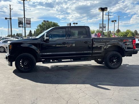 Used 2019 Ford F350 Lariat w/ Lariat Ultimate Package AWD/4WD image 3