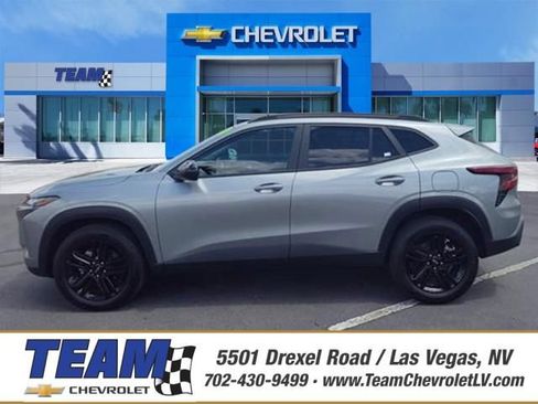 Certified 2024 Chevrolet Trax ACTIV w/ Driver Confidence Package FWD image 1