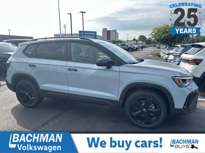 New 2025 Volkswagen Taos SE