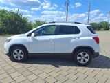 Used 2020 Chevrolet Trax LT w/ Driver Confidence Package image 2