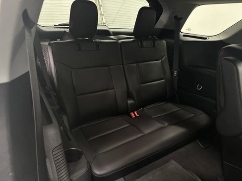 Used 2023 Ford Explorer XLT w/ Equipment Group 202A image 32
