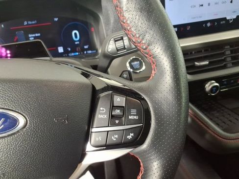 Used 2025 Ford Explorer ST AWD/4WD image 18