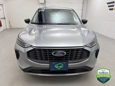 Used 2023 Ford Escape Active AWD/4WD image 9