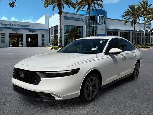 Used 2024 Honda Accord EX image 3