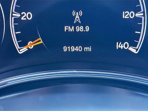 Used 2022 Jeep Grand Cherokee Limited AWD/4WD image 19