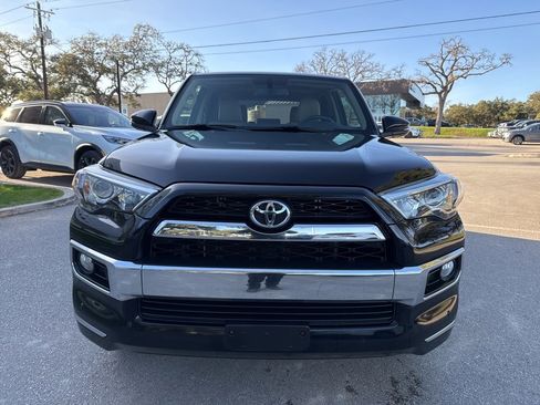Used 2015 Toyota 4Runner Limited image 2