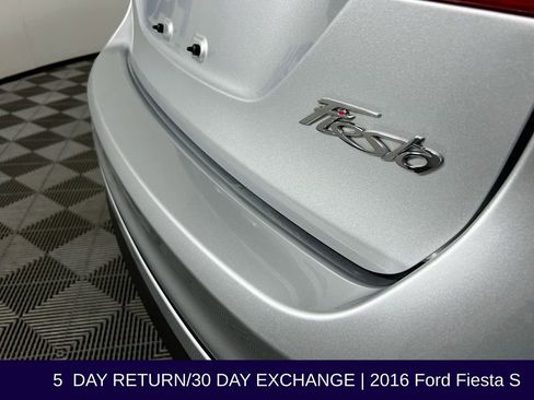 Used 2016 Ford Fiesta S image 36
