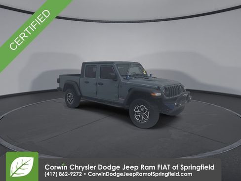 Certified 2024 Jeep Gladiator Rubicon w/ Convenience Group image 3