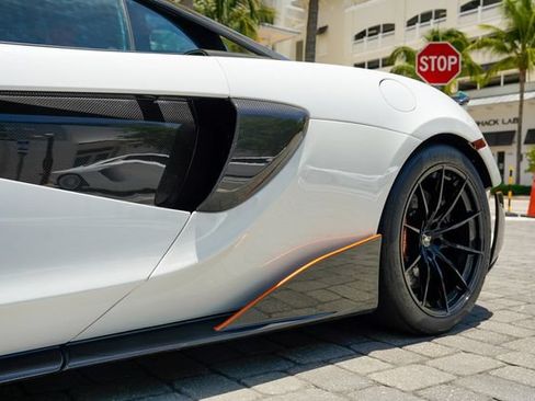 Used 2019 McLaren 600LT RWD image 46
