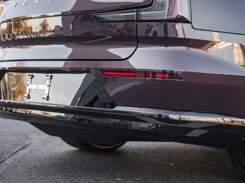 New 2025 Volvo EX90 Ultra w/ Protection Package Premier image 8