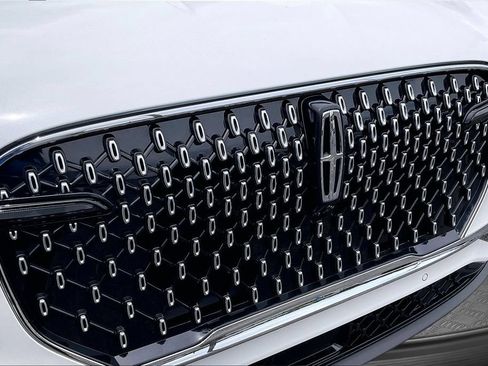 Used 2026 Lincoln Aviator Reserve w/ Luxury Package RWD image 34