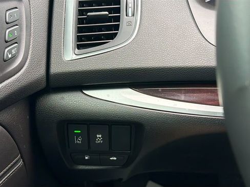 Used 2015 Acura TLX V6 w/ Technology Package image 35
