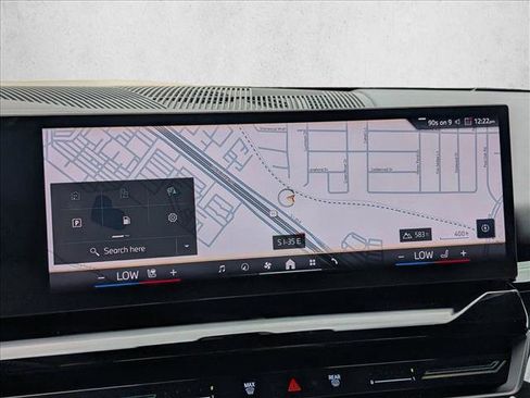 Used 2025 BMW 530i xDrive AWD/4WD image 12