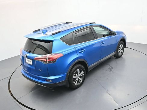 Used 2017 Toyota RAV4 XLE FWD image 25
