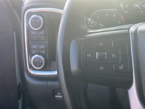Used 2023 GMC Sierra 2500 SLT w/ SLT Premium Package AWD/4WD image 9