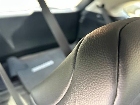 Used 2026 Toyota Highlander XLE AWD/4WD image 18