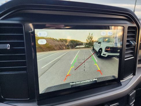 Used 2025 Ford F150 XL w/ Equipment Group 103A High image 18