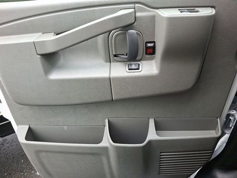 New 2025 Chevrolet Express 3500 1WT Cutaway Van w/ Power Convenience Package image 7