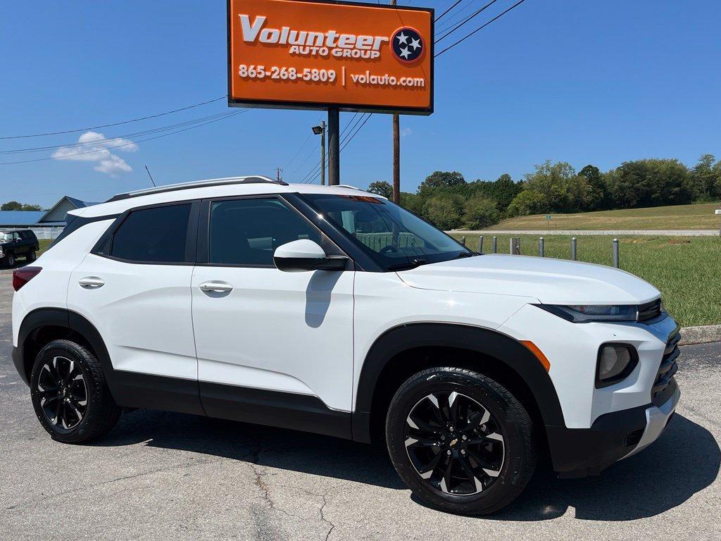 Used 2023 Chevrolet TrailBlazer LT AWD/4WD image 1